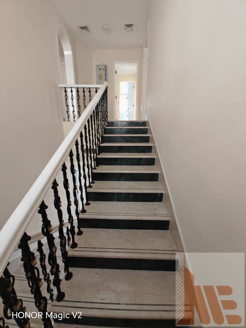 20 1000468054. jpg