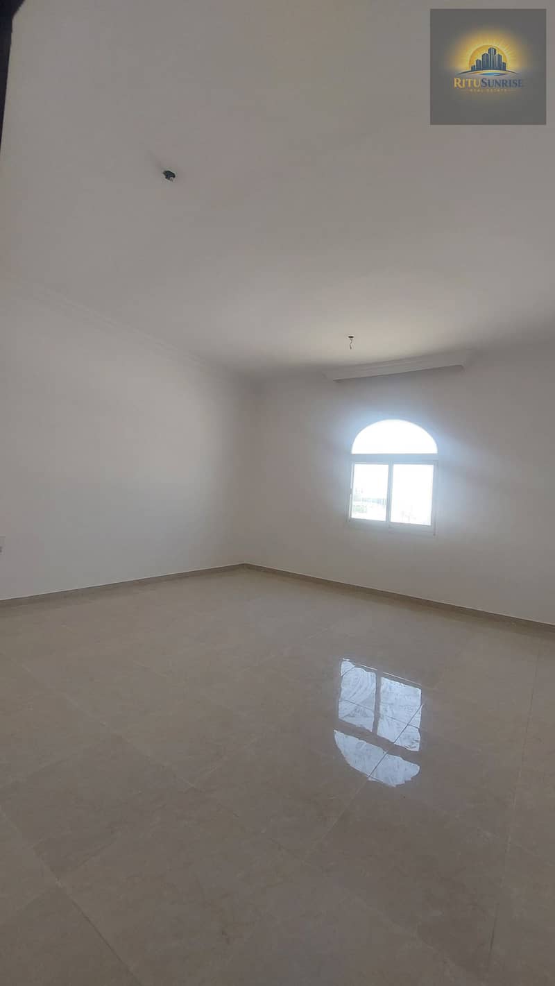 5 1000720190. jpg