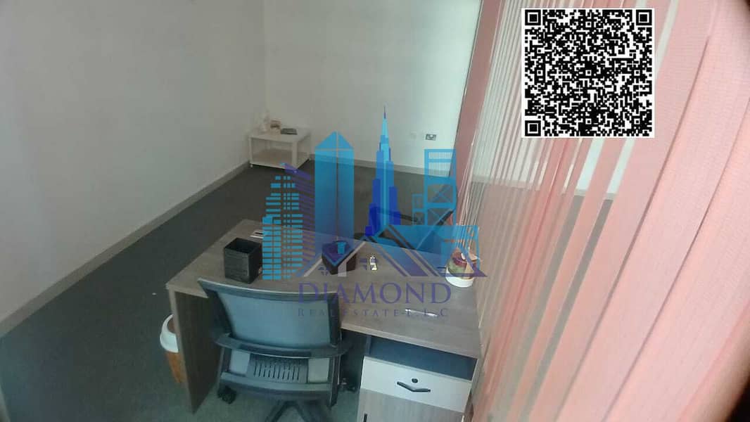 4 WhatsApp Image 2025-10-13 at 14.11. 27 (1). jpeg