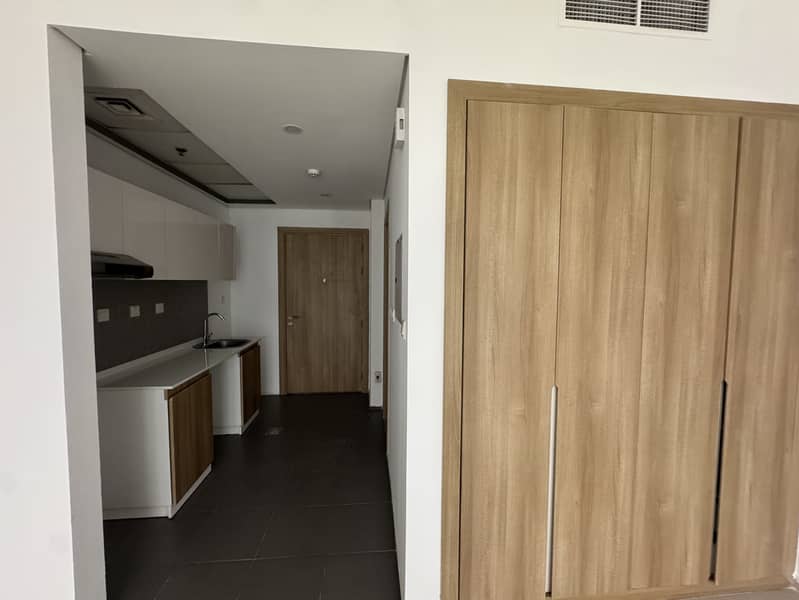 XXL STUDIO | XXL BALCONY | AED 48k | Ready to Move
