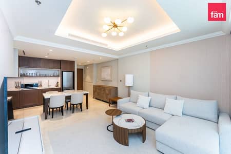 1 habitación Apartamento para en Venta en Dubai Harbour, Dubai - Apartamento en Dubai Harbour,Emaar Beachfront,Palace Beach Residence,Palace Beach Residence Tower 2, 1 dormitorio, 2700000 AED - 15343345 1 habitación Apartamento para en Venta en Dubai Harbour, Dubai - Apartamento en Dubai Harbour,Emaar Beachfront,Palace Beach Residence,Palace Beach Residence Tower 2, 1 dormitorio, 2700000 AED - 15343345