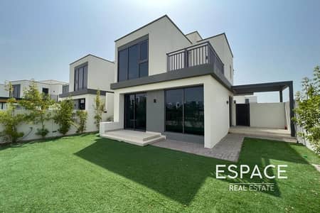 4 Bedroom Villa for Rent in Dubai Hills Estate, Dubai - Green Belt | Corner Unit | Single Row