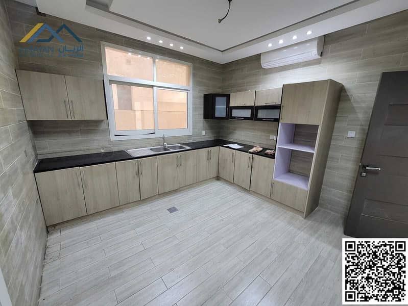 6 96ec9ac4-40f5-4a99-bb4c-5bfc858bcf6d. jpg
