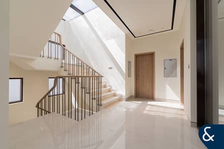 5 Bedroom Villa for Sale in Jumeirah Park, Dubai - Brand New | 5 BR Luxury Custom | Vacant 5 Bedroom Villa for Sale in Jumeirah Park, Dubai - Brand New | 5 BR Luxury Custom | Vacant