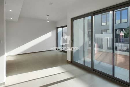 3 Bedroom Townhouse for Rent in Tilal Al Ghaf, Dubai - Landscaped | Vacant In July | Near To Amenities