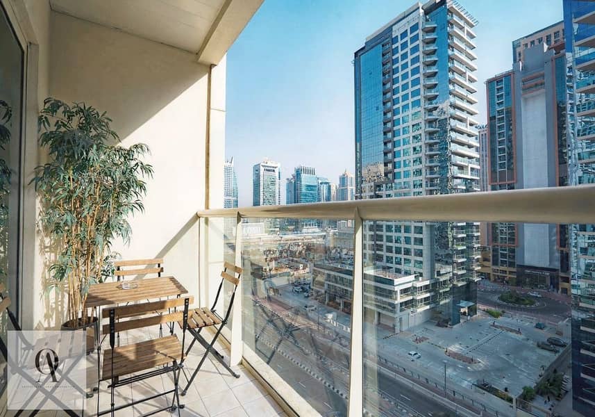 12 Balcony. jpeg