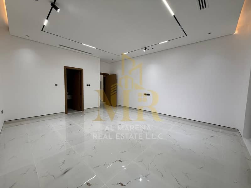 33 WhatsApp Image 2025-12-22 at 6.27. 37 PM. jpeg