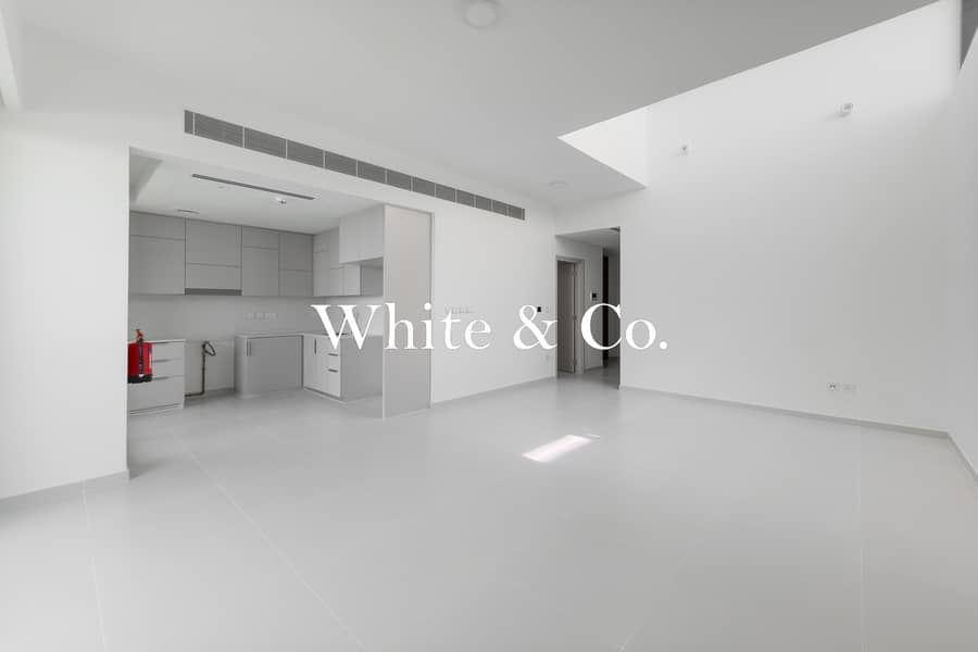 Skylight Unit | Unfurnished |Good Location Skylight Unit | Unfurnished |Good Location
