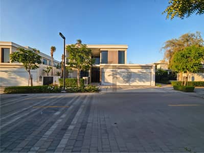5 Bedroom Villa for Rent in Tilal Al Ghaf, Dubai - Turnkey | Fully Renovated | PV Unit