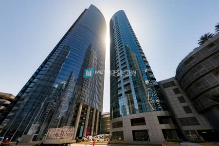 4 Bedroom Flat for Sale in Al Reem Island, Abu Dhabi - Corner 4BR|Balcony|Canal View|Semi-closed Kitchen