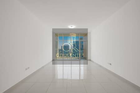 شقة 2 غرفة نوم للايجار في الخليج التجاري، دبي - Livingroom2. jpg شقة 2 غرفة نوم للايجار في الخليج التجاري، دبي - Livingroom2. jpg