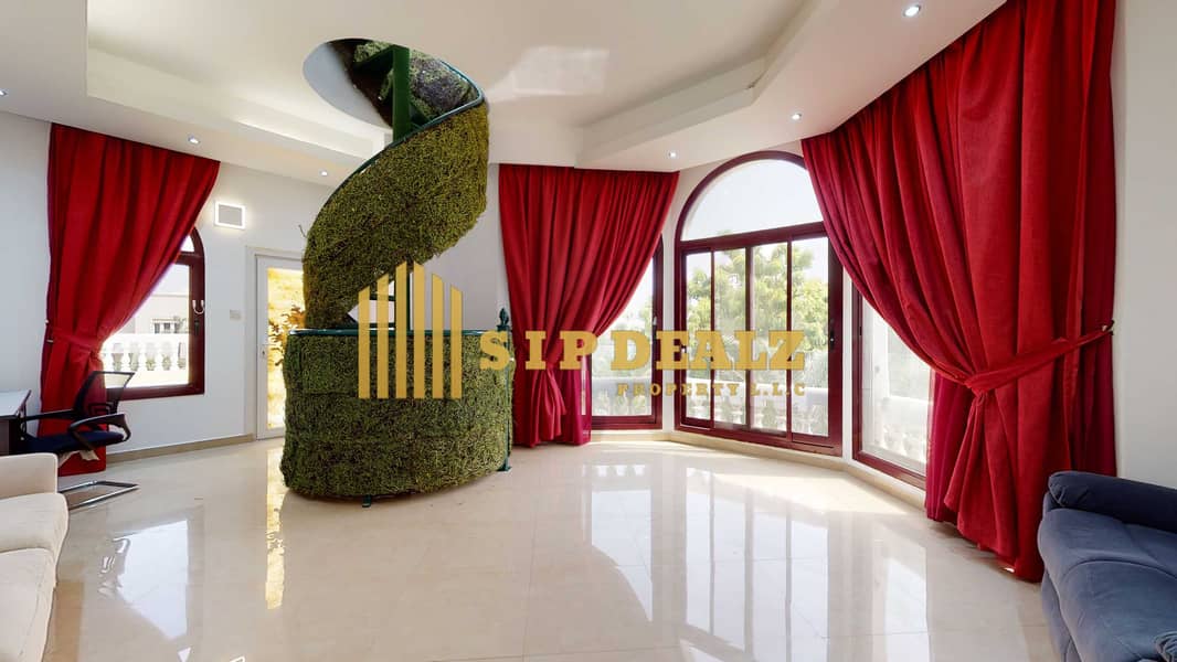 16 Villa-E50-Emirates-Hills-07262022_090100. jpg