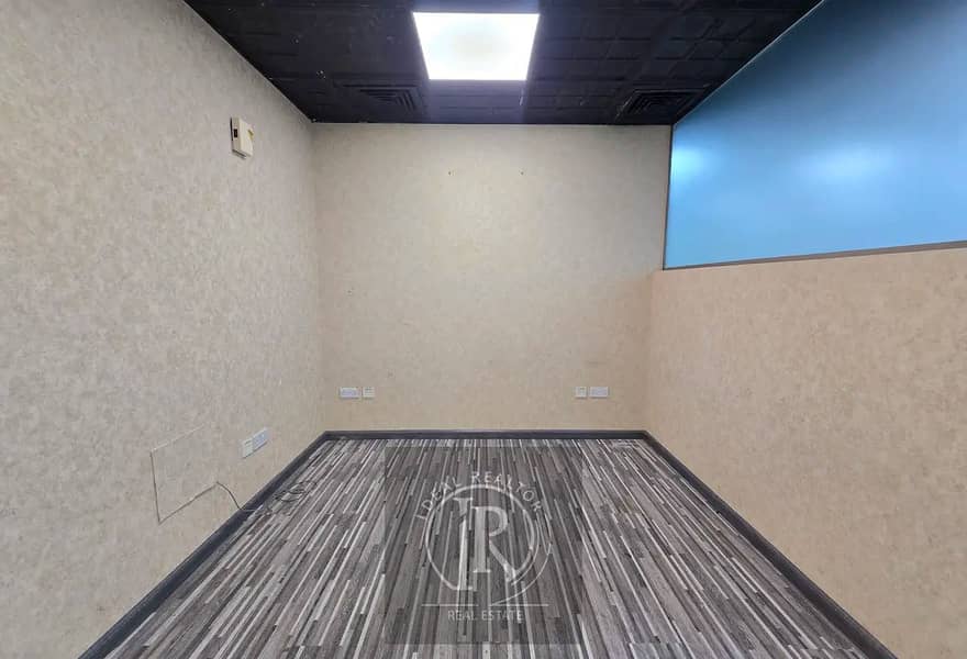 5 15234981-4d7d6o. webp
