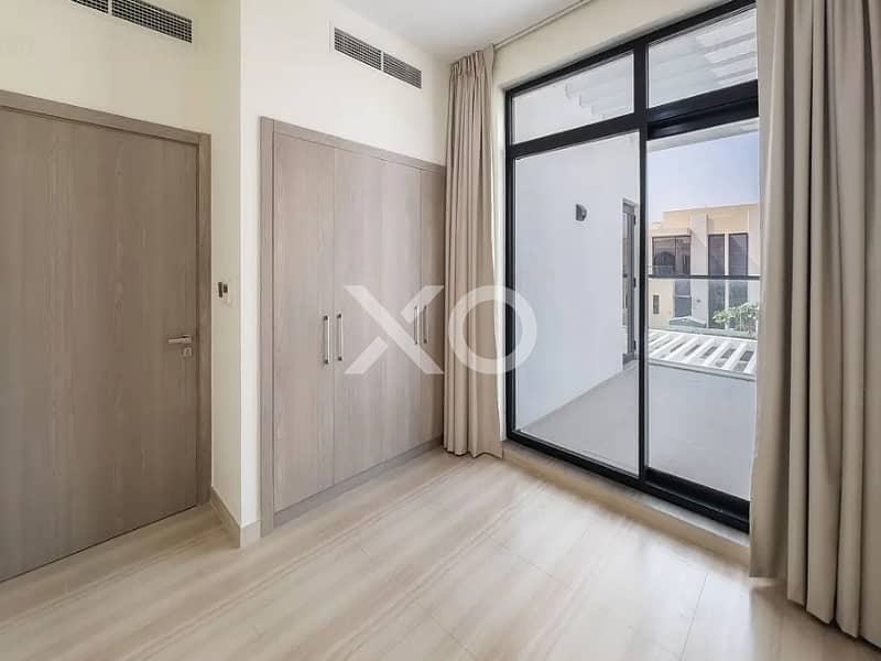 HUGE GARDEN | DIRECT PARK | VACANT 31 MAY HUGE GARDEN | DIRECT PARK | VACANT 31 MAY