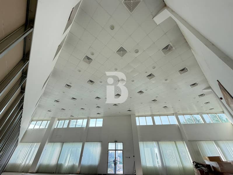 Showroom and Warehouse of 39000 sqft in DIP Showroom and Warehouse of 39000 sqft in DIP