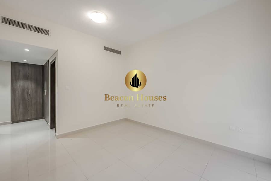 5 Master Bedroom1. jpg