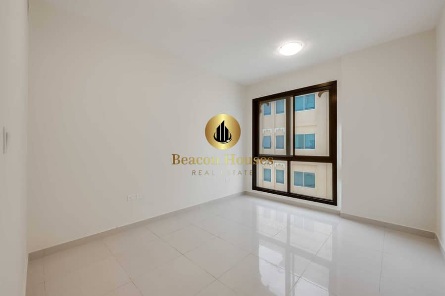 6 Master Bedroom. jpg