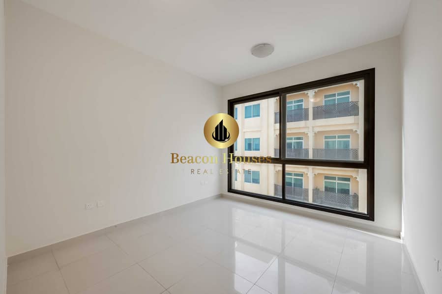 10 Bedroom1. jpg
