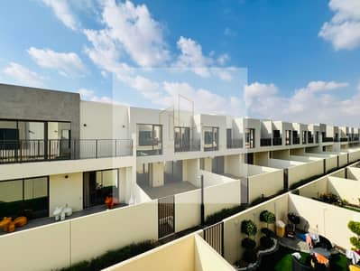 3 habitaciones Townhouse para en Venta en Dubai South, Dubai - 0.5. jpeg 3 habitaciones Townhouse para en Venta en Dubai South, Dubai - 0.5. jpeg