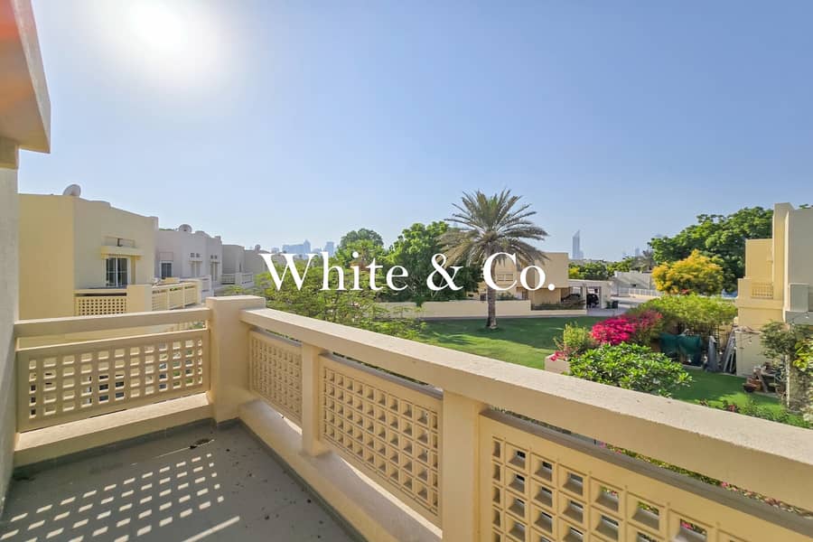 Exclusive | Amazing Location |Corner Plot Exclusive | Amazing Location |Corner Plot