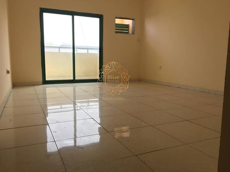 Very Huge 1Bhk Masterroom + Balcony Very Huge 1Bhk Masterroom + Balcony