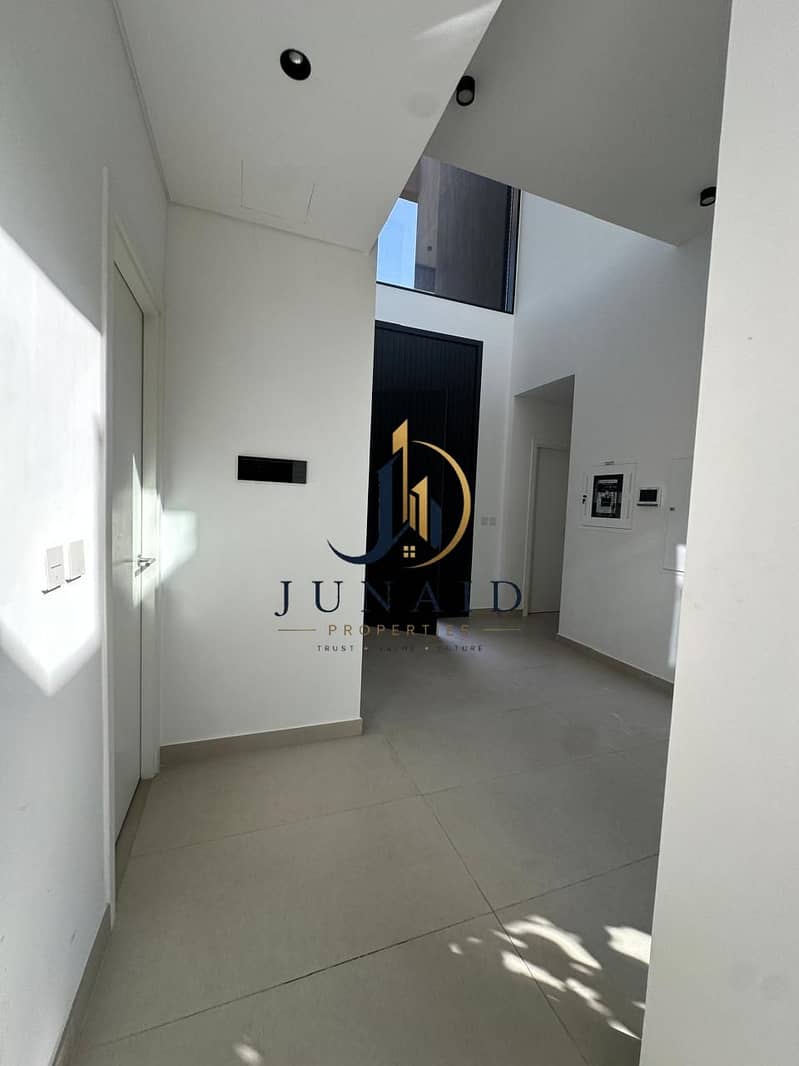 36 29737. jpg