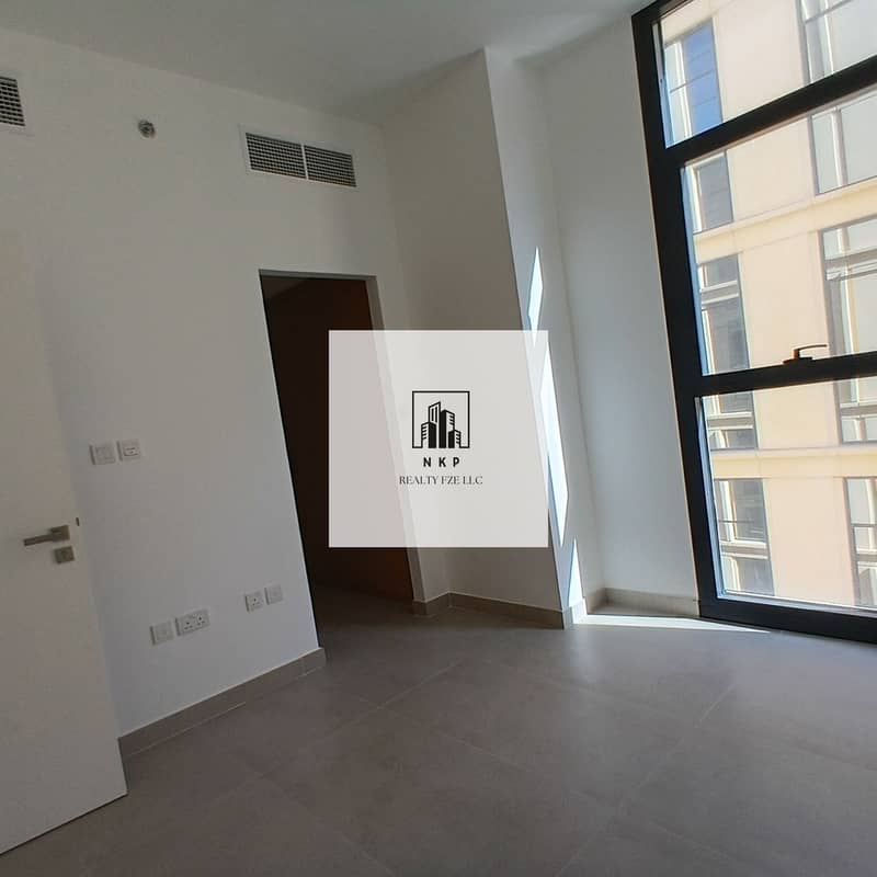11 1000030455. jpg