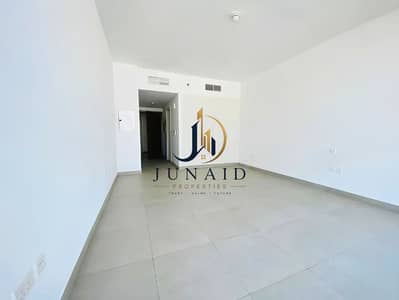 Studio for Rent in Aljada, Sharjah - Untitled design (5). jpg