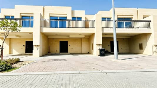 3 Schlafzimmer Townhouse zum zur Miete in DAMAC Hills 2 (Akoya by DAMAC), Dubai - WhatsApp Image 2026-06-02 at 2.33. 39 PM. jpeg 3 Schlafzimmer Townhouse zum zur Miete in DAMAC Hills 2 (Akoya by DAMAC), Dubai - WhatsApp Image 2026-06-02 at 2.33. 39 PM. jpeg
