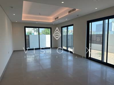 4 Bedroom Townhouse for Sale in Al Rahmaniya, Sharjah - IMG_4022. jpeg 4 Bedroom Townhouse for Sale in Al Rahmaniya, Sharjah - IMG_4022. jpeg