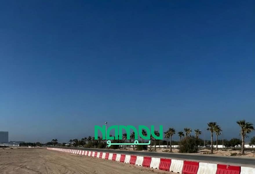 2 Image 3