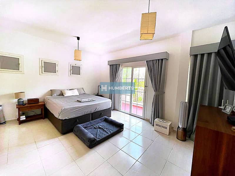9 Master Bedroom 1. jpeg
