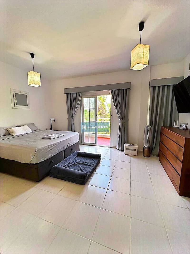 10 Master Bedroom 2. jpeg