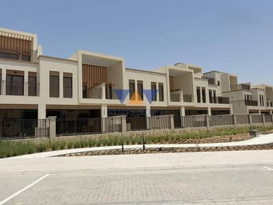 4 Bedroom Townhouse for Rent in DAMAC Lagoons, Dubai - Back view. jpg 4 Bedroom Townhouse for Rent in DAMAC Lagoons, Dubai - Back view. jpg