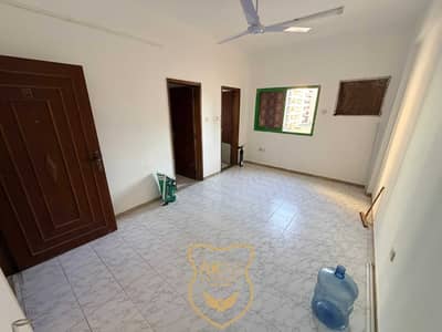 استوديو للايجار في منطقة الرولة، الشارقة - IMG_4332. jpg استوديو للايجار في منطقة الرولة، الشارقة - IMG_4332. jpg