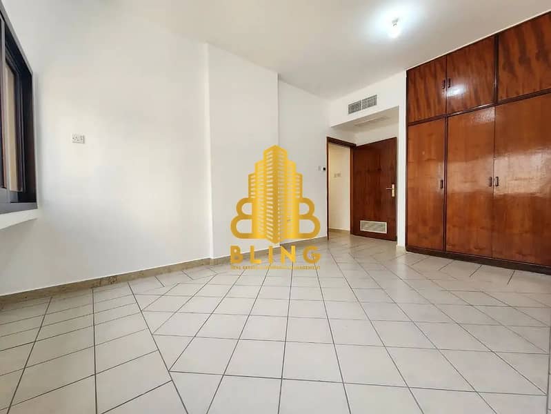 2 841295347-1066x800. webp