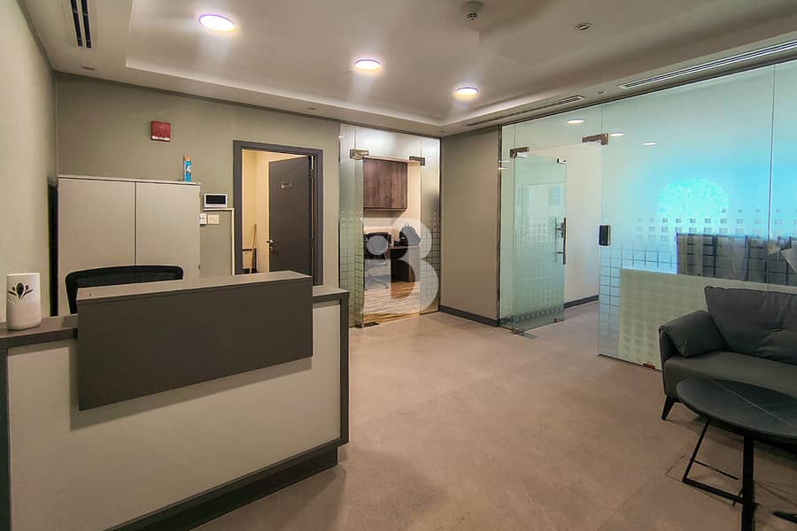 FULLY FITTED | GLASS CABINS | CITY VIEW FULLY FITTED | GLASS CABINS | CITY VIEW