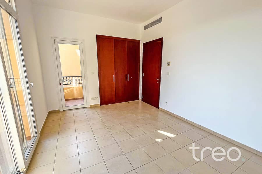 12 St 02, V 002, Palmera - 1 - 7. jpg