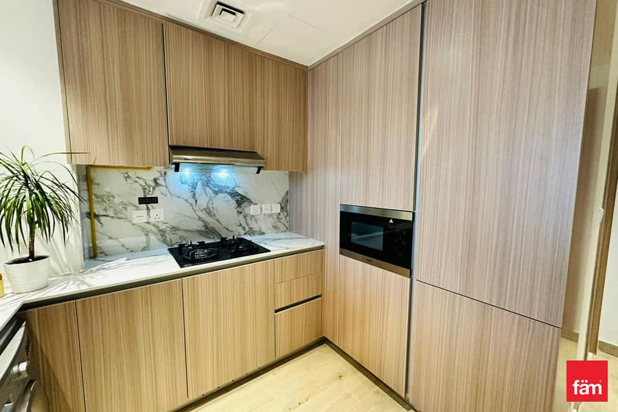 MAID ROOM | READY TO MOVE | SEMI FURNISHED - Image 3