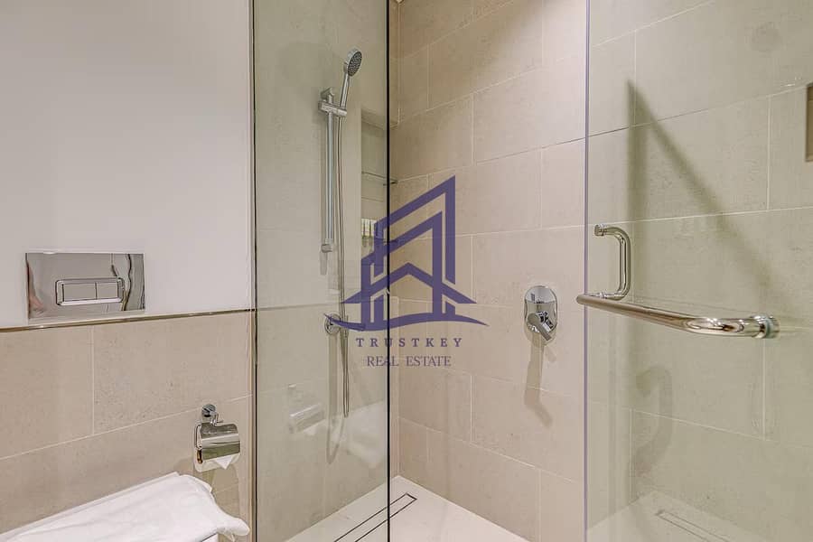 15 photo_5877313723108625702_y. jpg