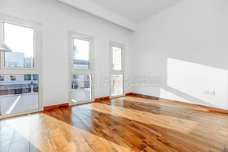 Best deal on the market Freshly snagged 2BR + Maid Best deal on the market Freshly snagged 2BR + Maid