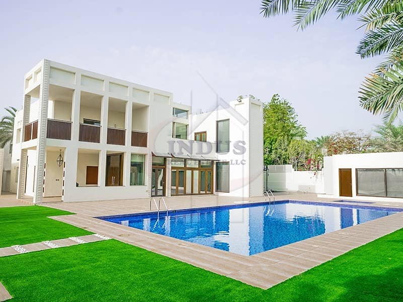 Elegant 5BR+M Villa in Emirates Hills with Full Lake View | Exclusive Elegant 5BR+M Villa in Emirates Hills with Full Lake View | Exclusive
