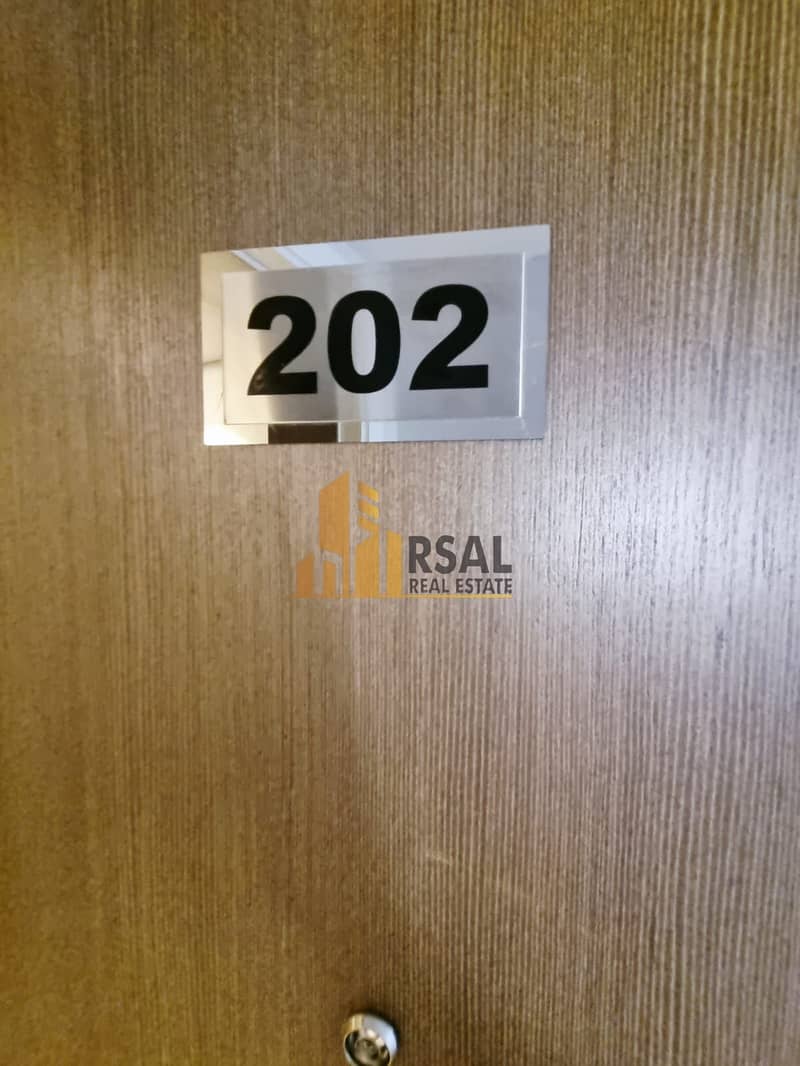 2 1000295117. jpg