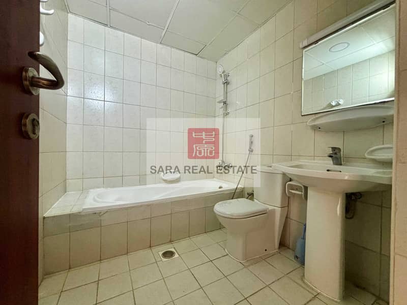 13 2.1 Toilet. JPG