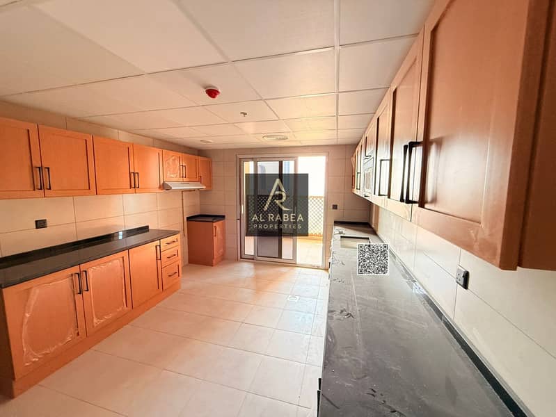 23 8ca4c9a4-3790-4dde-8602-eddb617f4869. jpg