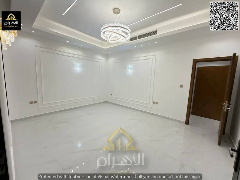 8 840769926-1066x800. webp