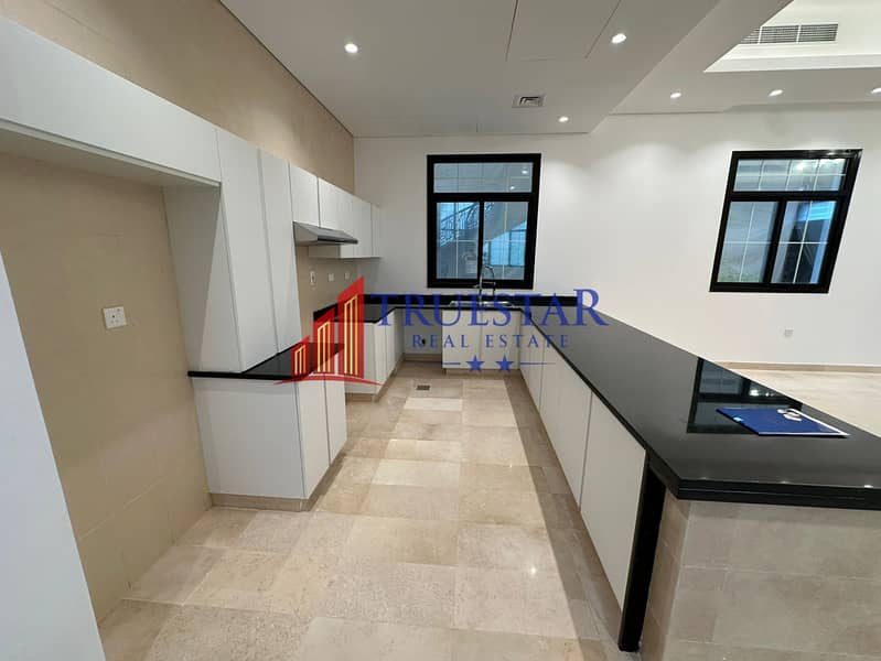 13 bd15614e-3e69-4267-9366-46ce38f82305. jpg
