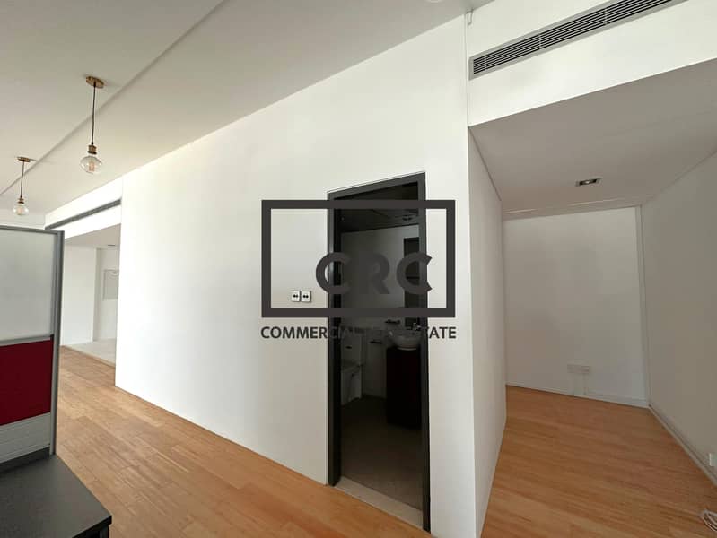 3 Image 0