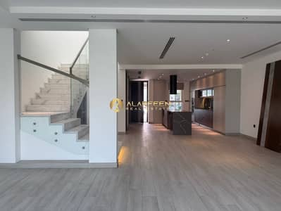 Villa de 4 chambres à à louer à Jumeirah Village Circle (JVC), Dubai - 588a6345-81ec-45ea-8f60-37f7dccf672f. jpg Villa de 4 chambres à à louer à Jumeirah Village Circle (JVC), Dubai - 588a6345-81ec-45ea-8f60-37f7dccf672f. jpg