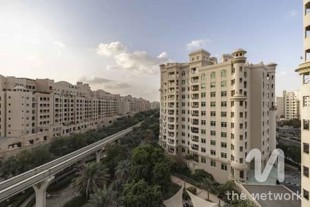 2 Bedroom Apartment for Sale in Palm Jumeirah, Dubai - Vacant Soon | High Floor | 2 Plus Maid | Park View